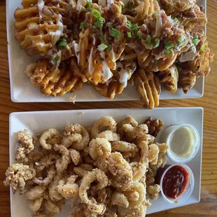 Loaded waffle potatoes &amp; Calamari