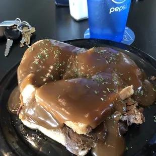 Hot beef sandwich