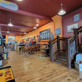 Inside is clean, spacious and lovely lake design