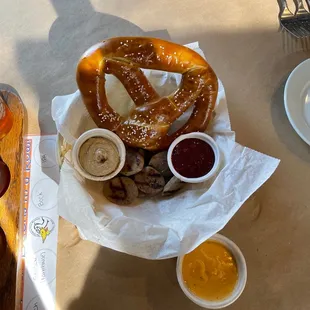 Gaint Pretzel Sausage Combo