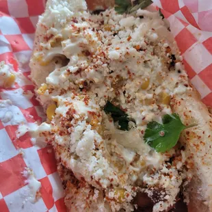 Elote hotdog