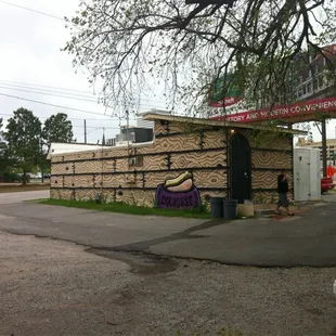 the entrance to the doghouse