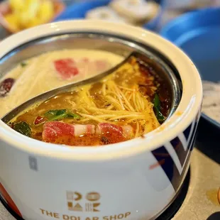 Silver Soup and Spicy Pot