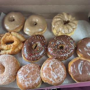 Maple, maple crueller, lemon limited, chocolate sprinkler, Bavarian, cinnamon sugar, raspberry filled