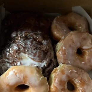 food, donuts, dough desserts