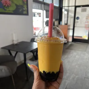 Mango bubble tea