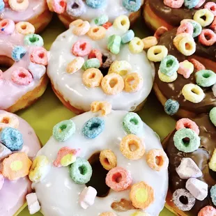 Donuts CEREAL WITH MARSHMALLOW !