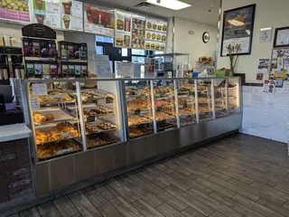 Bosa Donuts