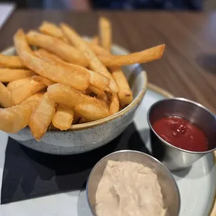 Truffle Fries, bacon-shallot aioli