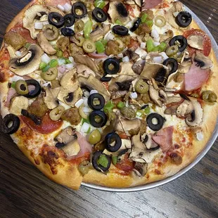 Supreme pizza-really good