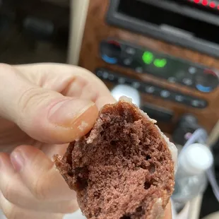 Dry chocolate cake hole