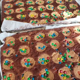 In the bakery: brookies