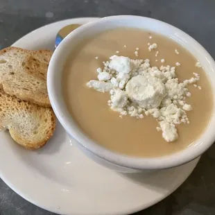 Roasted cauliflower soup with goat cheese