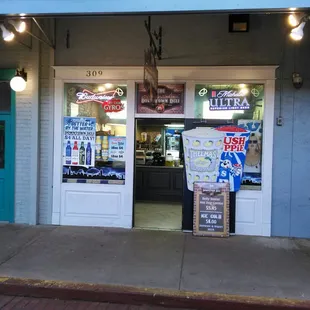 the front of the deli