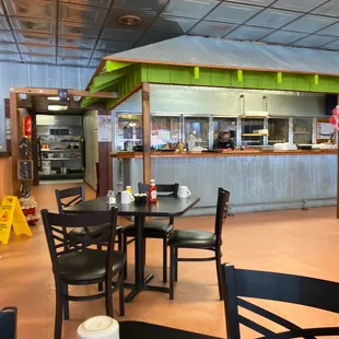 The Downtowner dining area.