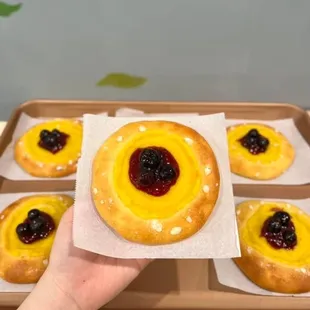 food, donuts, dough desserts