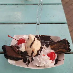 Brookie sundae
