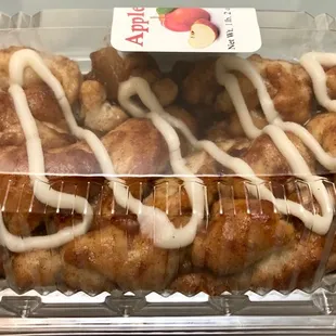 cinnamon rolls with icing