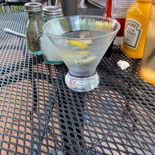 An Irish gunpowder martini