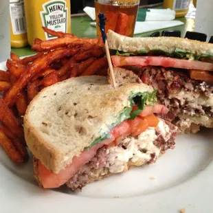 Boss Burger, sweet potato fries with honey.