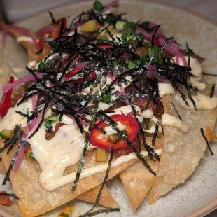 Tuna nachos