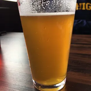 Palisades Peach Breckinridge Brewery on Tap