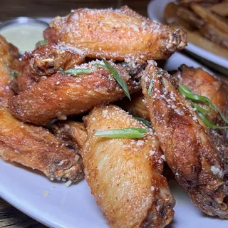 FRIED CHICKEN WINGS