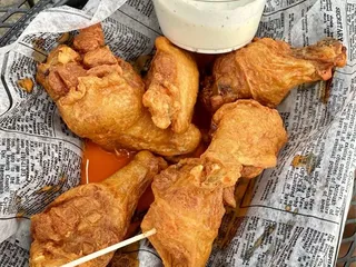 Shakers Public House