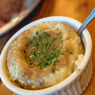 Horseradish mashed potatoes | IG: asianadventuretime
