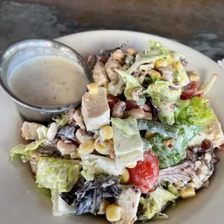 1/2 Southern Chopped Salad