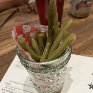 Pickled green beans (crunchy!)