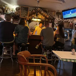 The Ear Inn is timeless.  The steamed dumplings are just delicious.  Got a great Turkey burger.  Just comfort food, at its best.