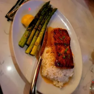 Miso salmon with asparagus