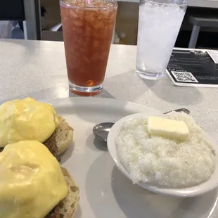 Eggs Benedict
