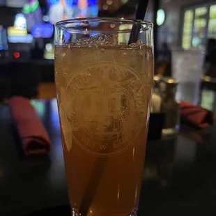 Edge Tea (peach Schnapps!! so yummy)
