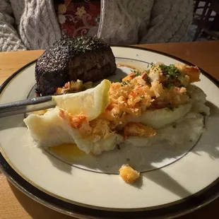 Sirloin with lobster mashed potatoes