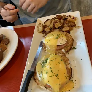 Eggs Benedict
