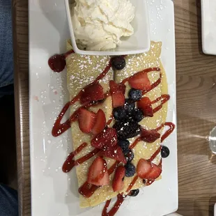 Berry Crepe