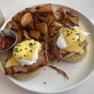 Eggs Benedict