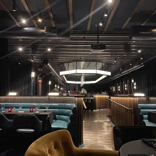 sushi and sashimi, interior