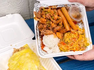 Elena's Filipino Lunchwagon Downtown Honolulu