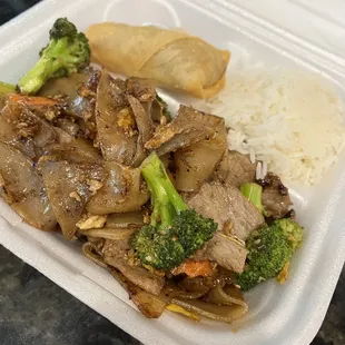 Beef pad see ewe with egg roll