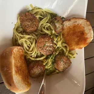 Scallop Pesto linguine