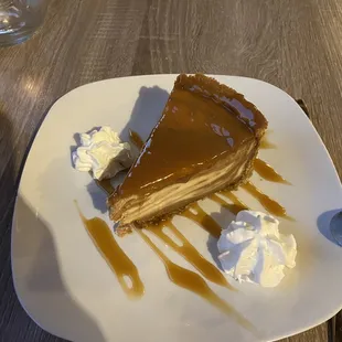 Salted caramel cheesecake