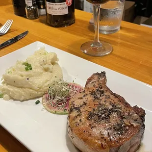 Grilled porch chop, awesome!