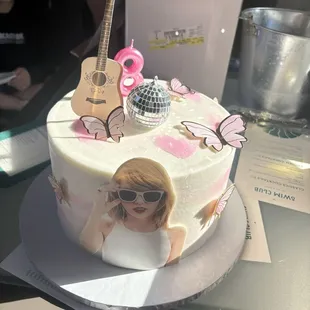 The Cake we ordered from them. Beautiful and tasteful.