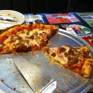 Elmton pizza in struthers ohio. had not eaten here in a year. This Crust is crispy, perfect amount sauce and cheese.