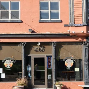 the entrance to the restaurant