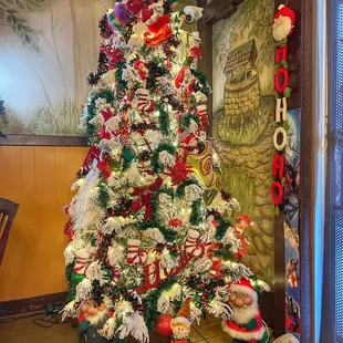 Enjoyed breakfast here; always so warm and inviting