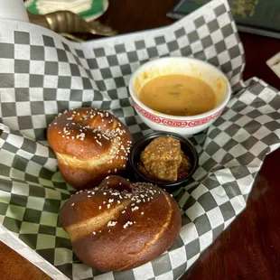 Soft pretzel with kimcheese dip